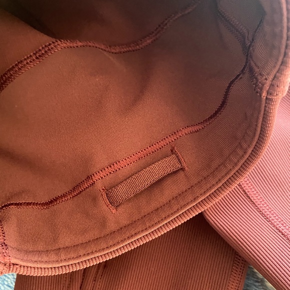 Lulu size 4 cargo 25” leggings HR - Picture 10 of 11